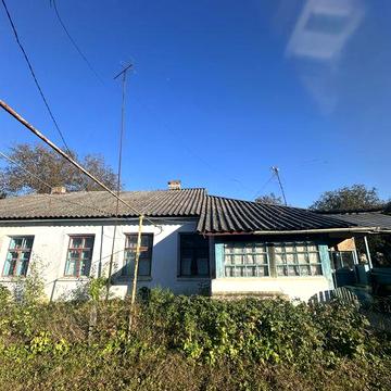 Продається частина будинку 42 м² у с. Комарівці, Вінницька обл.