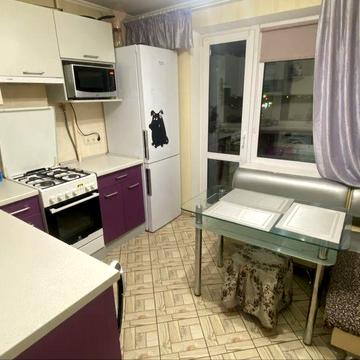 Здам 2к кв біля м. Оболонь вул. Архипенка 8Б.