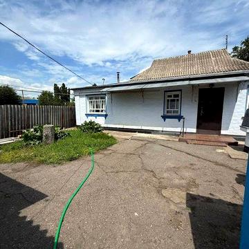 Продаж будинку м.Узин