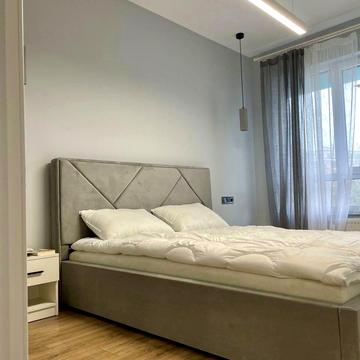 Під Голоском вул., 15