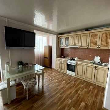 Здам власну квартиру в центральному районі Дніпра, ніз просп. О. Поля