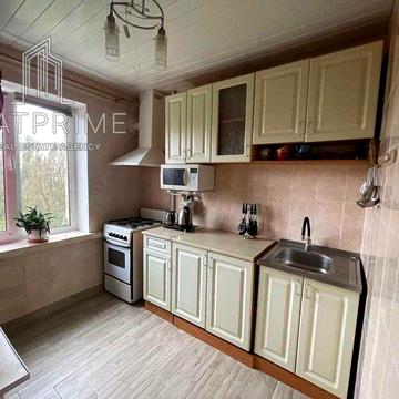 Продам 1-кімнатну квартиру, вул. Симиренка, 7