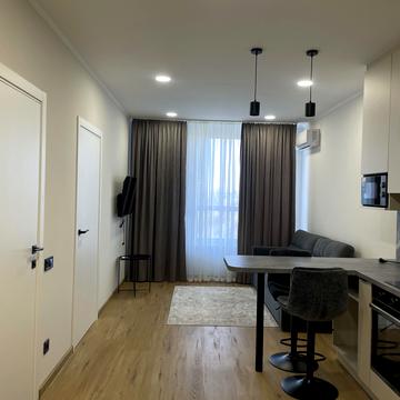 Олени Теліги вул., 25