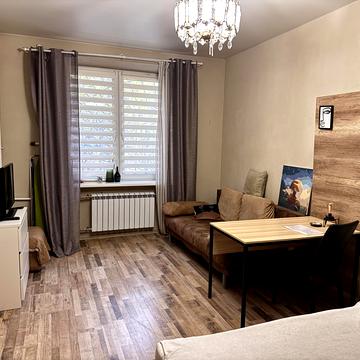 Очаківська вул., 10