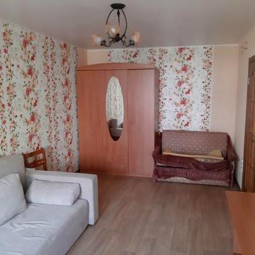 Сдам свою 1-к квартиру в центре без выселения на лето