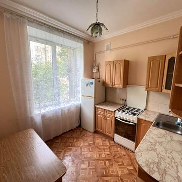 Половецька вул., 25/27