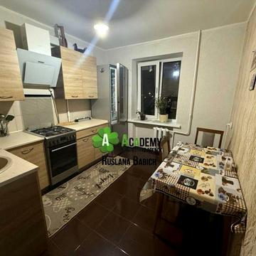 Сдам 2-комн ж/м Северный 8000грн берём с котом