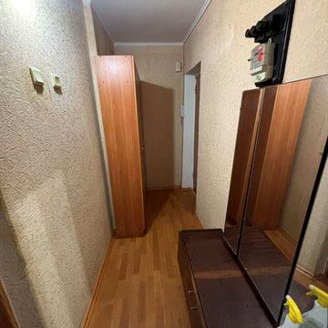 Здається двух кімнатна квартира по вулиці Яценка, світло не вимикають