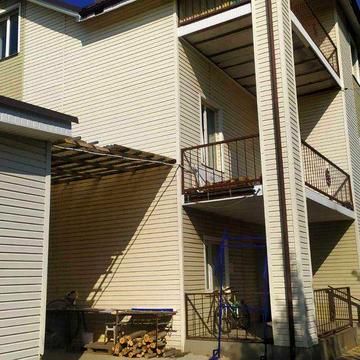 Огорожена територія 30с. під ком. діяльн. з будинком 360 м2.с.Скибин