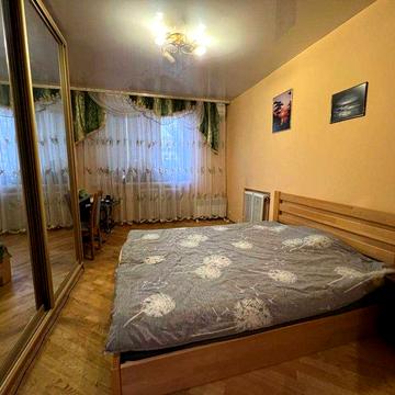 Оренда 3-к. квартири  в Центрі Києва. Вул. Мала Житомирська 10.