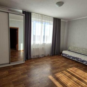 Здам велику  2к квартиру Вишневе.