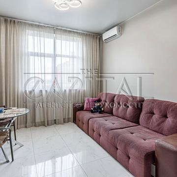 Василя Тютюнника вул. (Анрі Барбюса), 53