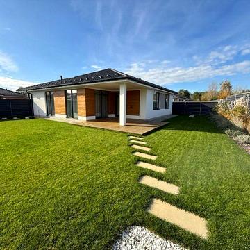 Продам будинок 140 м2 с. Рожни на березі Десни