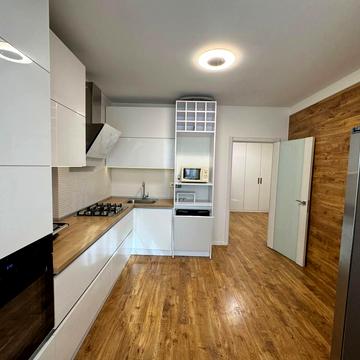 Михайла Яцкова вул. (), 13