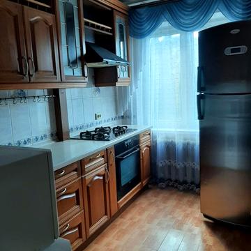 Терещенківська вул. (Червоного Козацтва), 2