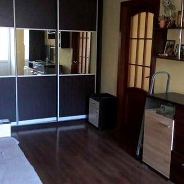 Инглези/Варненская, уютная 2 комнатная, газ, балкон- 47м кв