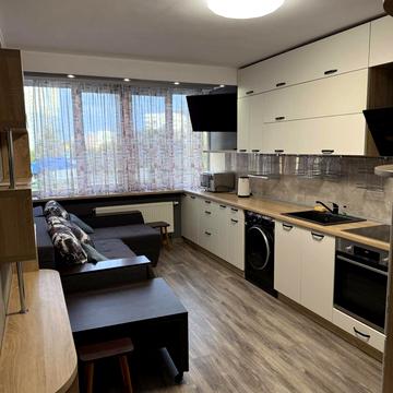 Соломії Крушельницької вул., 15-Б