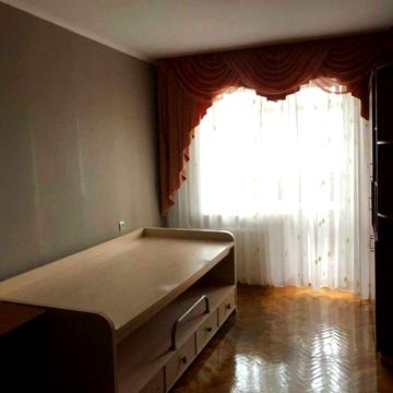 Квартира в центрі міста на довгострокову оренду