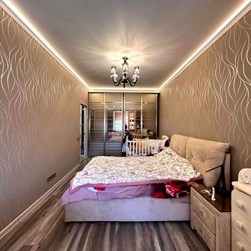 Літературна вул., 8