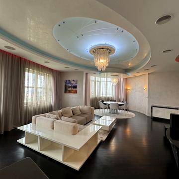 Дмитра Яворницького просп. (Карла Маркса), 5