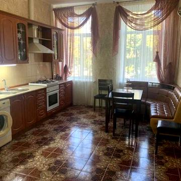 Оренда 2 кімн. квартири, вул. Верхній Вал 48/28А, Поділ, Контрактова