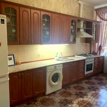 Оренда 2 кімн. квартири, вул. Верхній Вал 48/28А, Поділ, Контрактова