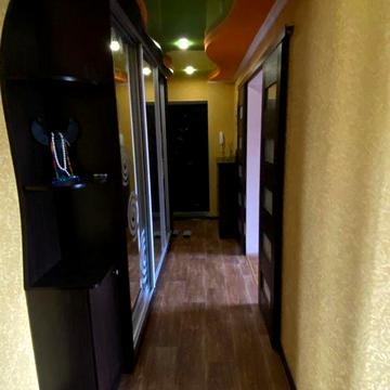 Продам 2-кімнатну квартиру в центрі міста, 51,5 м², хороший стан