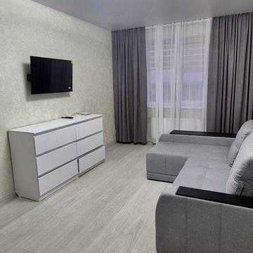 Сдам  1 комнатную квартиру  Всё новое на Сахарова