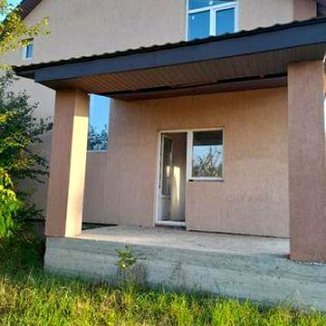 Продам цегляну новобудову 193м2