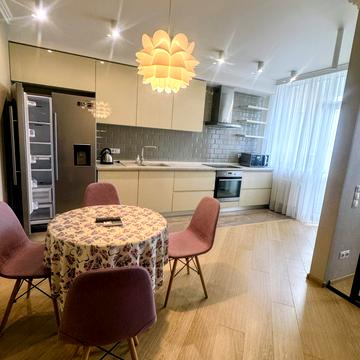 Драгоманова вул., 2-Б