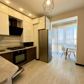 Оренда 1-кімнатної квартири з гардеробом у новобудові ЖК «Plus»