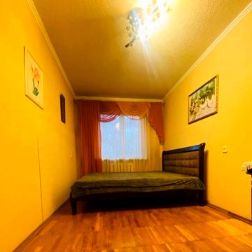 Терміново продам 3-х кімнатну квартиру,Б-р Вацлава Гавела,7