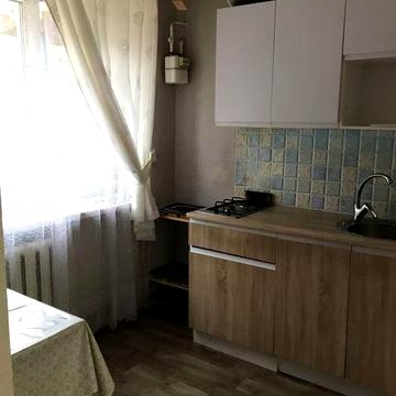 Двокімнатна квартира, район 9 школа