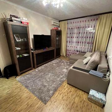 Продам однокімнатну квартиру Мазепи 45 від власника