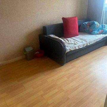 Продаж квартири. Хотів