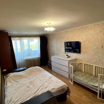 Дмитра Скоробогатова вул., 7