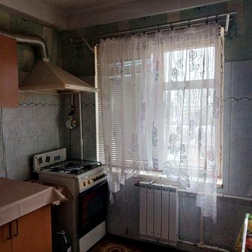 Здам 2-х кімнатну квартиру по вул. Дубровиця 7