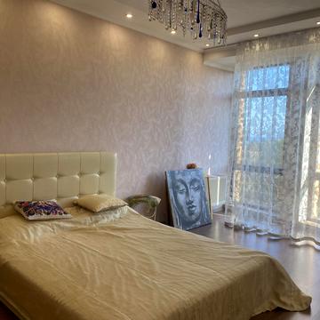 Тіниста вул., 9/12