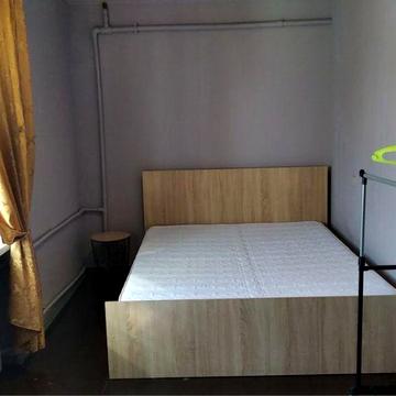 Сдам квартиру. 2 х ком. Зимних походов( Молодогвардейская)