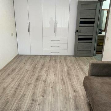 Сдам 1 ком.Ильфа Петрова -Костанди