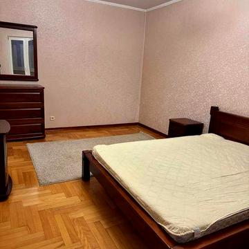 Здам 1-кімнатну квартиру на Оболоні, вул. Йорданська 5-А