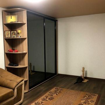 Продам 2 кім.квартиру  Павлоград Пзто Власник