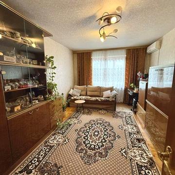 Продам 2-кім кв по вул. Ревуцького 19/1