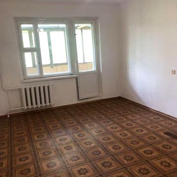 Продаю 2 кімнатну квартиру Заводська