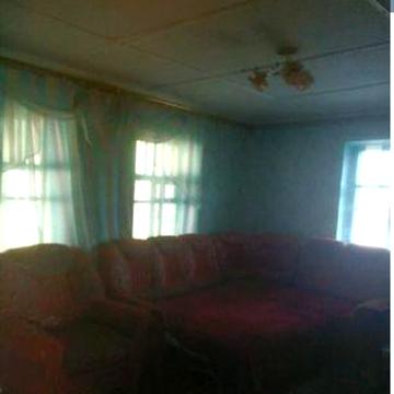 Терміново! Продам будинок з участком землі 10 соток всі питання по тел