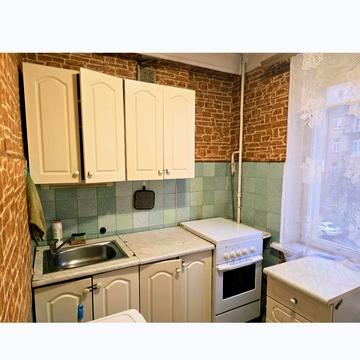 Білоруська вул., 13