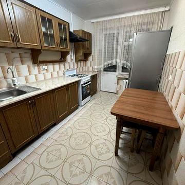 Оренда 2-х кімнатної чешки район Комарова -Героїв Майдану