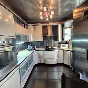 Сдам  2 к квартиру, с А.О. левый берег .