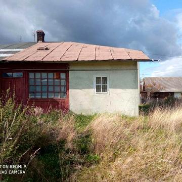 Половина будинку