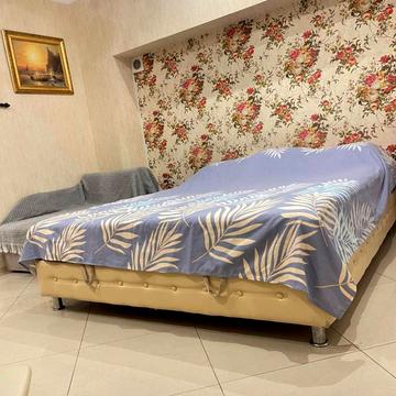 Базарна вул., 60